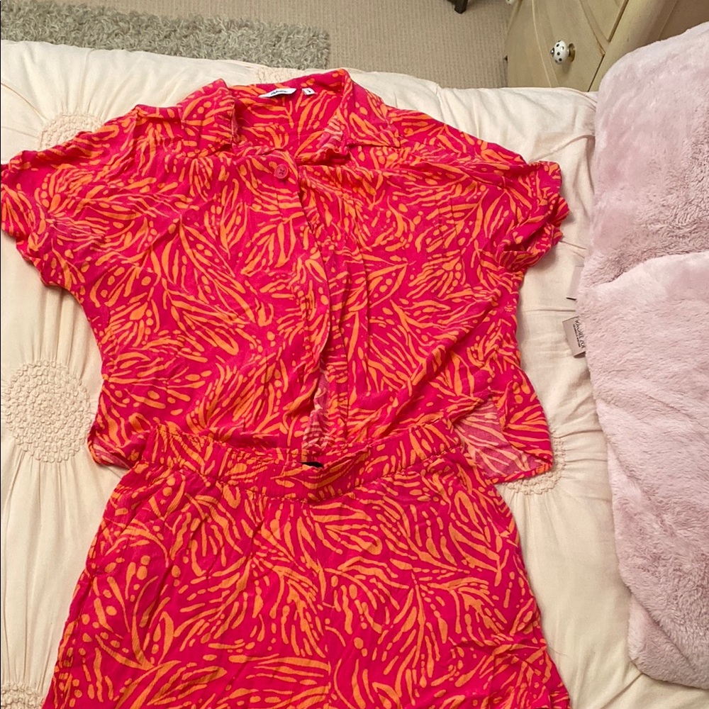 Vibrant Pink and Orange Patterned set